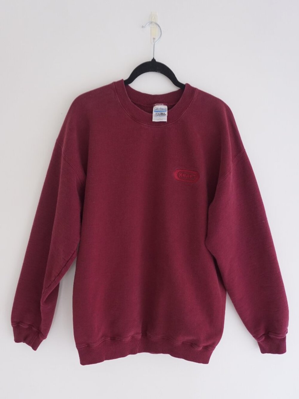Gildan Red Kraft Logo Embroidered Crewneck Sweatshirt Cotton Blend Pullover L